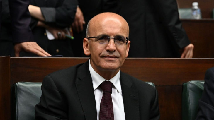 Mehmet Şimşek, 'ihale kralı' ile ilişkisini reddetti
