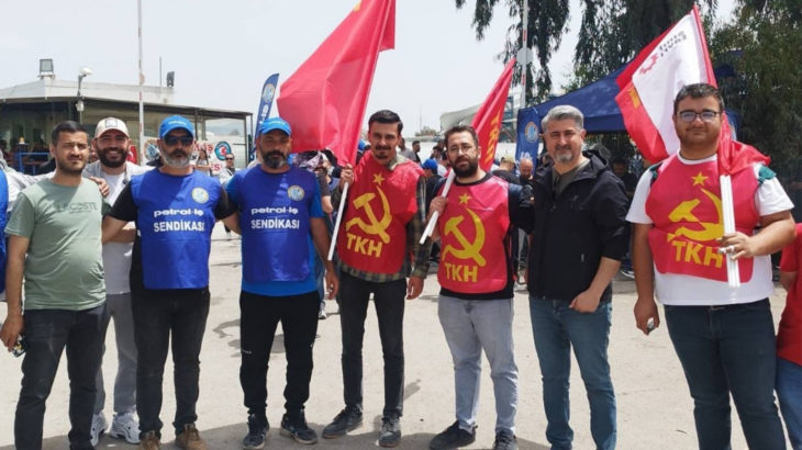 TKH ve Sınıf Tavrı'ndan grevdeki TPI Composites işçilerine ziyaret