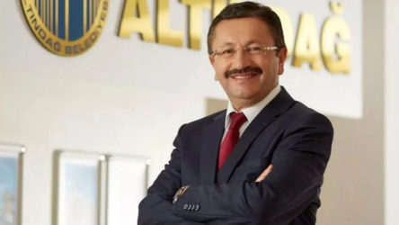 AKP'li Veysel Tiryaki'nin belediye işçilerini villasında çalıştırdığı, ücretini ise ödemediği ortaya çıktı