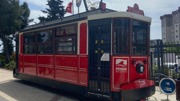 AKP'li belediye paraları tepsi ve fincanlara harcamış