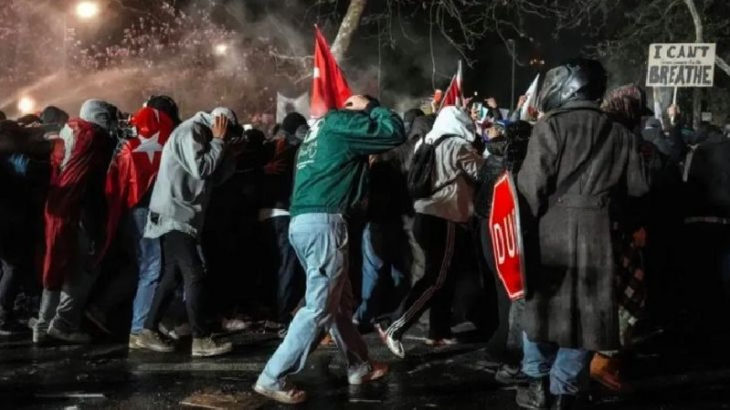 Türkiye yönünü arıyor