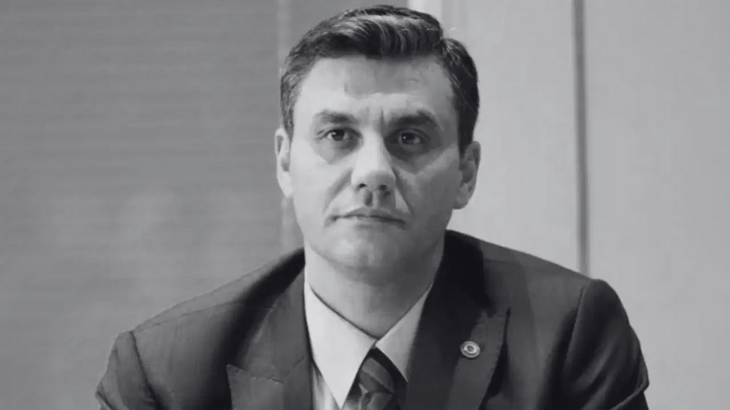 Manisa Büyükşehir Belediye Başkanı Ferdi Zeyrek hayatını kaybetti