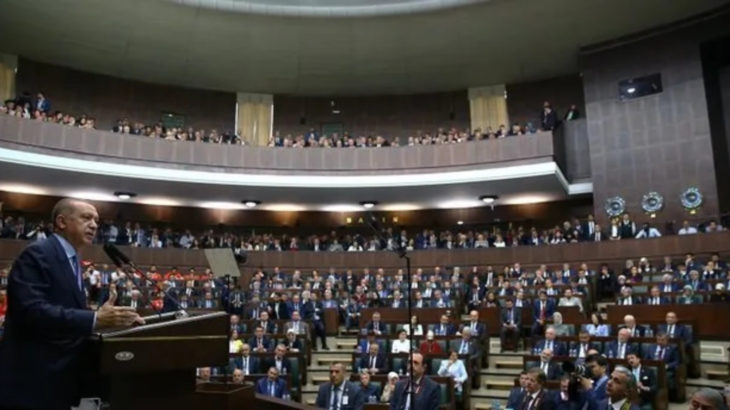 Kulis: AKP, anayasa değişikliği için milletvekili pazarlığı yürütecek