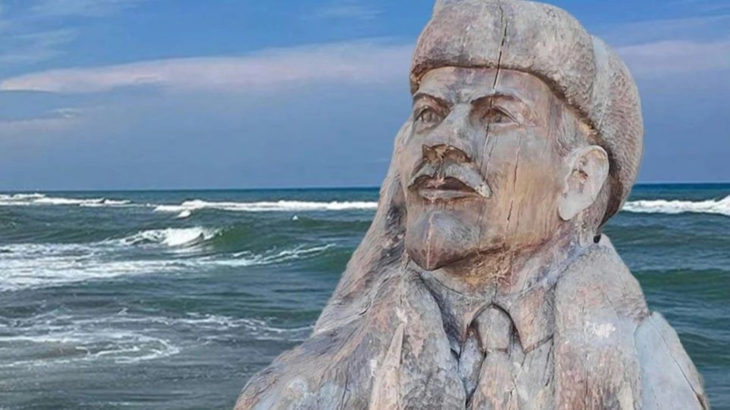 Akçakoca'ya Lenin'in heykeli dikilecek