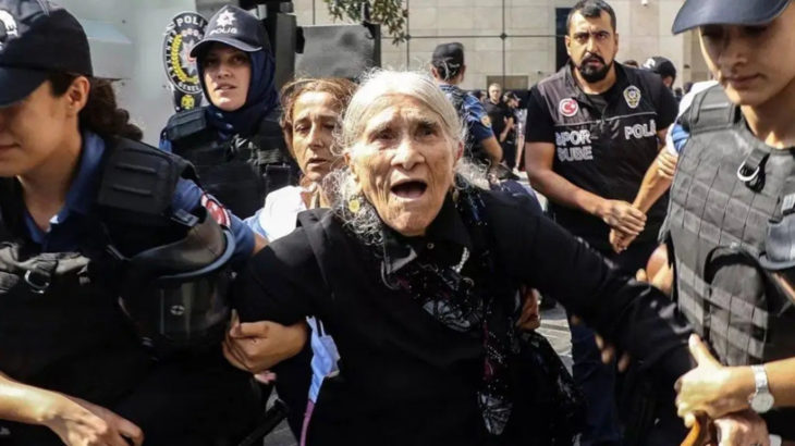 Cumartesi Anneleri'nden Emine Ocak kalp krizi geçirdi