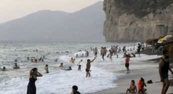 Suriye’de cihatçı HTŞ halk plajlarında bikiniyi yasakladı: Lüks yerler kapsam dışı