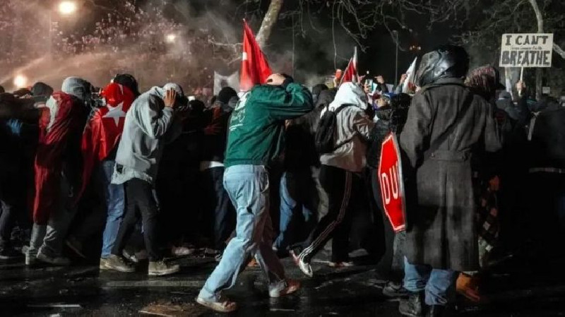 Türkiye yönünü arıyor