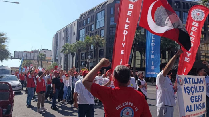 İzBB'de işten çıkarılan işçiler: Mücadeleyi bırakmayacağız