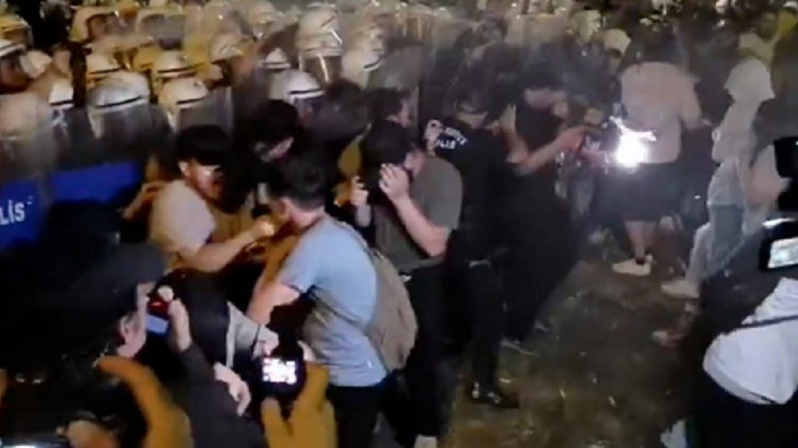 Saraçhane mitinginde gözaltına alınan 34 yurttaş adliyeye sevk edildi