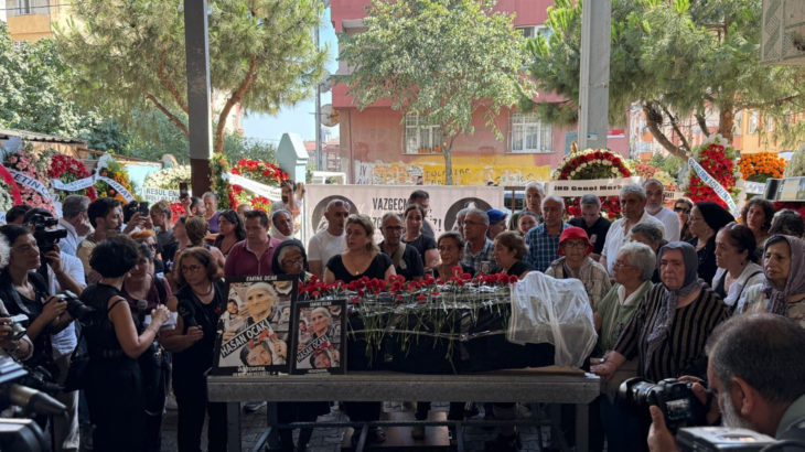 Cumartesi Anneleri’nin simgesi Emine Ocak son yolculuğuna uğurlandı
