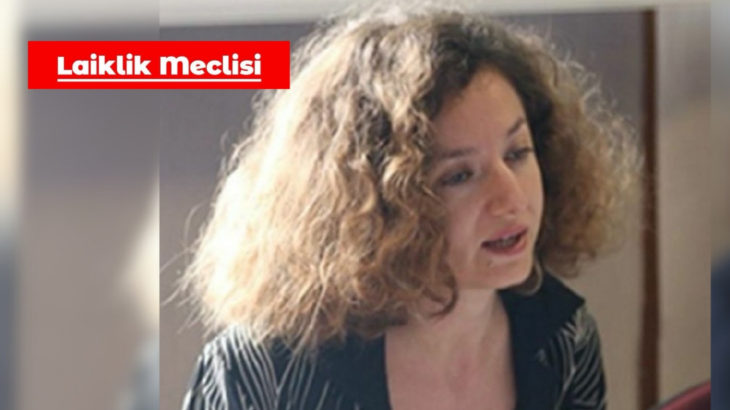 Laiklik Meclisi heyeti gericilerin hedef göstermesi sonrası tutuklanan Aslı Aydemir'i ziyaret etti