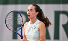 Zeynep Sönmez'den Wimbledon'da tarihi başarı: Üçüncü tura yükseldi!