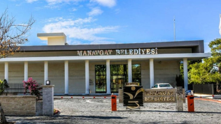 Manavgat Belediyesi'ne operasyon: Belediye Başkanı Kara dahil 34 kişi gözaltına alındı