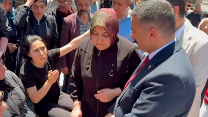 Hayatını kaybeden askerin ablası isyan etti: Burada Ak Partili kimseyi görmek istemiyorum