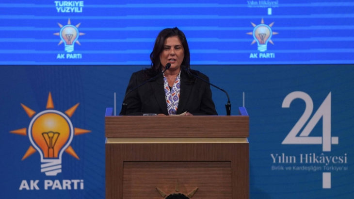Özlem Çerçioğlu'nu AKP'ye geçmek de kurtaramadı: Aziz İhsan Aktaş