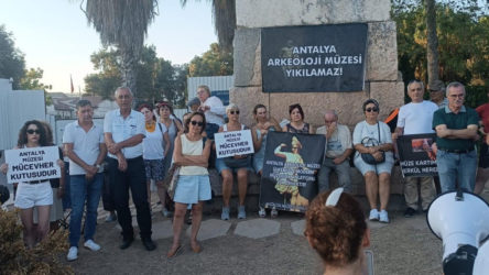Yıkım kararı çıkan Antalya Arkeoloji Müzesi için protestolar devam ediyor