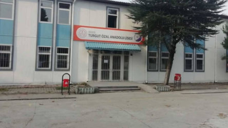 Valilik, lisedeki gerici kurallar hakkında soruşturma başlattı