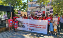 Eğitim-İş Bursa Şubesi tasarruf tedbirleri kapsamında köy servislerinin kaldırılmasını protesto etti