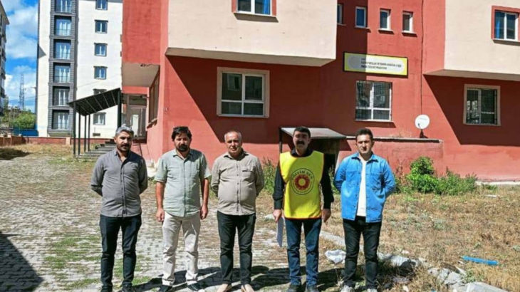 Kars'ta öğrenci yurdu cemaate devredilecek iddiası