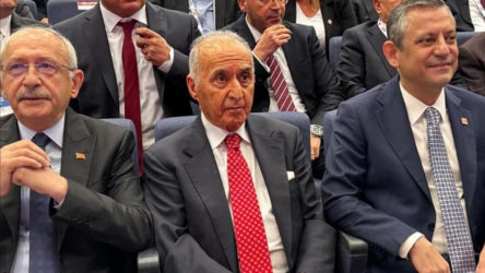 Hikmet Çetin tedbir amaçlı yoğun bakıma alındı