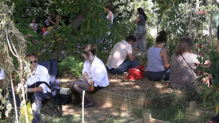 Caferağa Mahallesi sakinlerinin Moda Bostanı'nındaki konut projesine karşı direnişi sürüyor