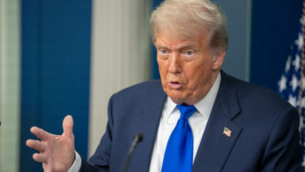 Yüksek Mahkeme'den Trump'a dış yardımları durdurma izni