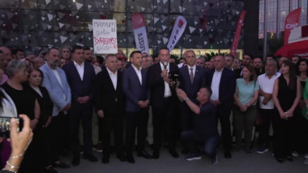 CHP, İstanbul İl Başkanlığı binasını kapatıyor