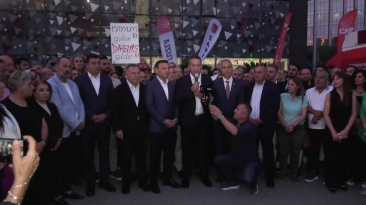 CHP, İstanbul İl Başkanlığı binasını kapatıyor