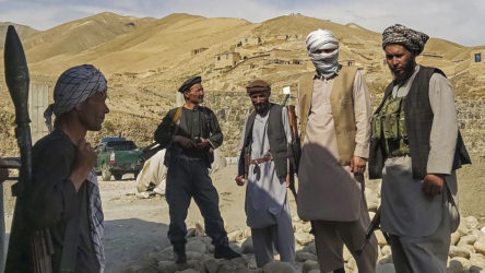 Taliban Afganistan’ı kararttı