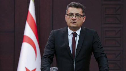 Kıbrıs'ta seçimleri kazanan Erhürman ilk röportajını yandaş medyaya verdi