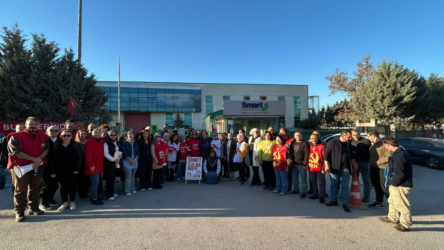 TKH ve İKD üyelerinden direnişteki Smart Solar işçilerine dayanışma ziyareti