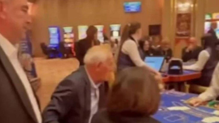 Başkonsolosun kumarhane görüntüsü Meclis gündeminde