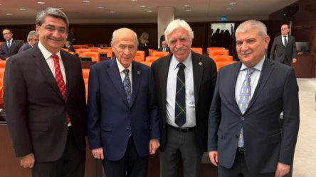 DEM Partili Cengiz Çandar ve Devlet Bahçeli'den samimi poz