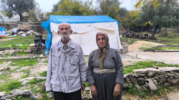 Osmaniye'de depremzede yurttaşlar hala çadırda kalıyor: Çadırda tir tir titriyorum, üç battaniye ile yatıyoruz