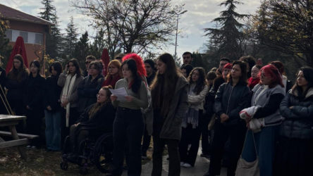 Başkent Üniversitesi’nde Nurselen Gülaçtı protestosu: Kadınlar yaşayacak, bu düzen değişecek!