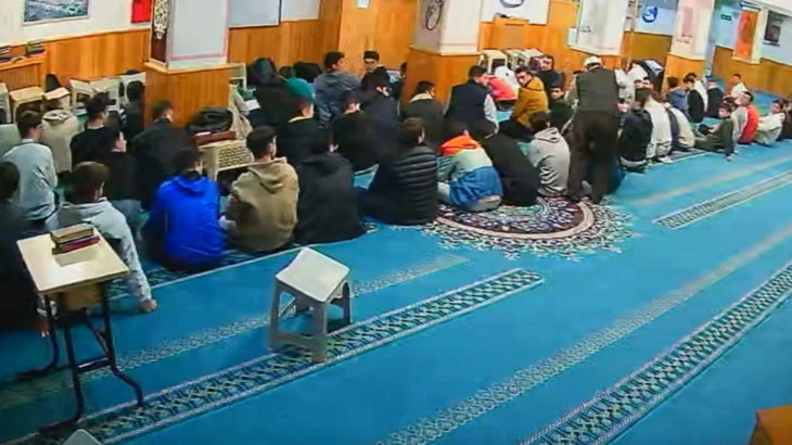 Kuran kursunda çocuklar defalarca darp edilmiş