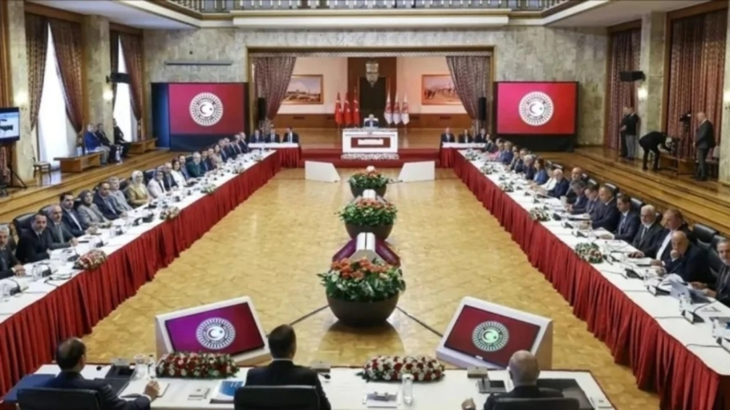 Süreç komisyonunun ortak rapor yazım ekibi toplandı