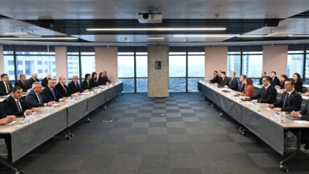 Patronlar metal işçisine sefalet zammı teklif etti