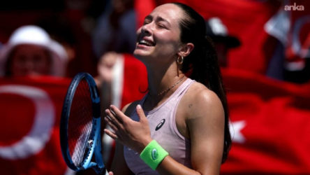 Milli tenisçi Zeynep Sönmez, Avustralya Açık'a 3. turda veda etti