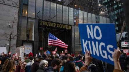 New York'taki Trump'ın göçmen politikalarına karşı protestoda çok sayıda kişi gözaltına alındı