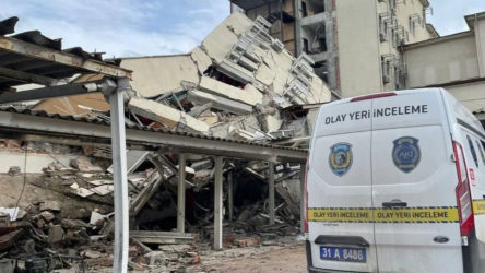 Depremde 125 kişi hayatını kaybettiği İskenderun Devlet Hastanesi'ne ilişkin kamu görevlileri hakkında herhangi bir ön inceleme yapılmamış