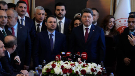 Adalet Bakanlığı'nda devir teslim töreni:  Akın Gürlek'ten Erdoğan'a teşekkür