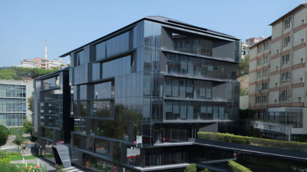 Üniversitede bıçaklı saldırı