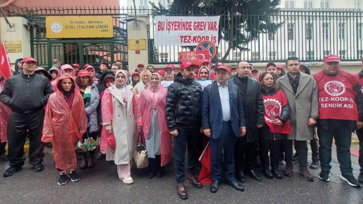 İtalyan Lisesi'ndeki öğretmenlerin grevi devam ediyor