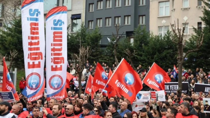 Eğitim-İş'ten öğretmene yönelik saldırının ardından adalet talebi