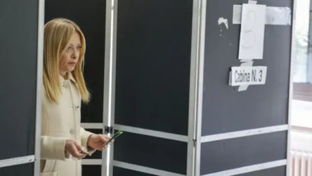 Meloni'nin anayasa değişikliği talebi referandumda reddedildi