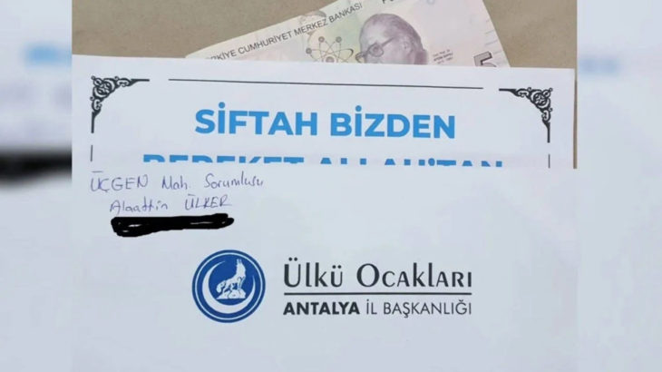 Ülkü Ocakları 5 TL'lik zarf dağıttı: Esnaf tepki gösterdi