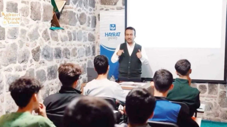 Gerici vakıftan kapatılan tarihi medresede Osmanlıca kursu