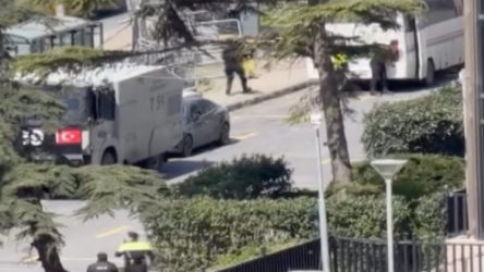 İsrail Başkonsolosluğu önünde silahlı çatışma