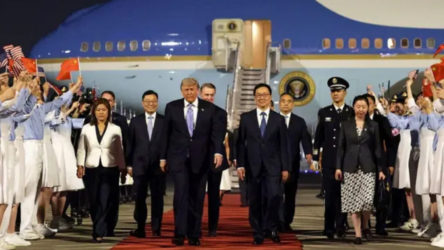 Trump, 8,5 yıl aradan sonra Çin'de